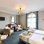 Hotel Logis Restaurant Cristal 2*