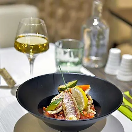 Hotel Logis Restaurant Cristal