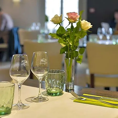 Hotel Logis Restaurant Cristal