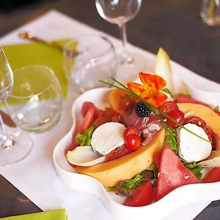 Hotel Logis Restaurant Cristal Saumur