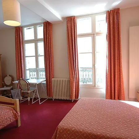Logis Restaurant Cristal Hotel 2*