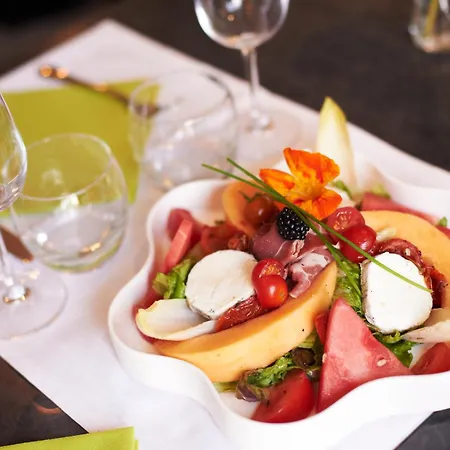 Hotel Cristal Restaurant - Logis 2*