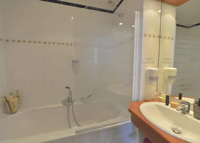 Logis Restaurant Cristal 2*