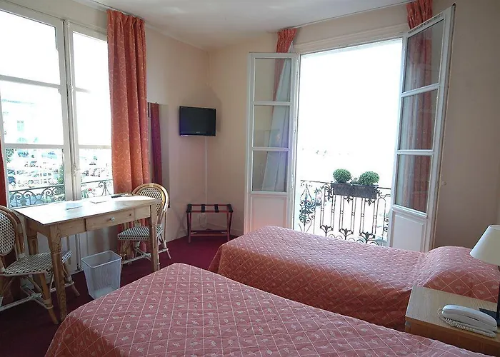 Logis Restaurant Cristal سوموور