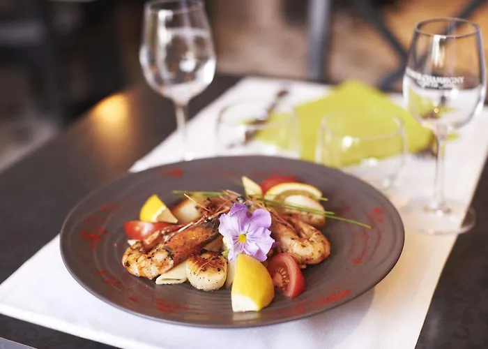 Logis Restaurant Cristal 호텔 쏘뮤흐