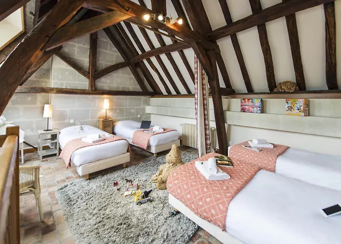 Logis Restaurant Cristal 2* 쏘뮤흐