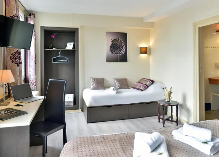 Hotel Logis Restaurant Cristal