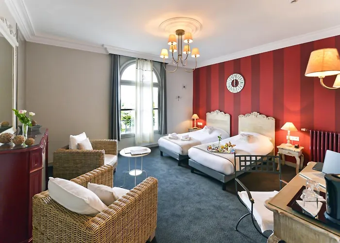 Logis Restaurant Cristal فندق 2*