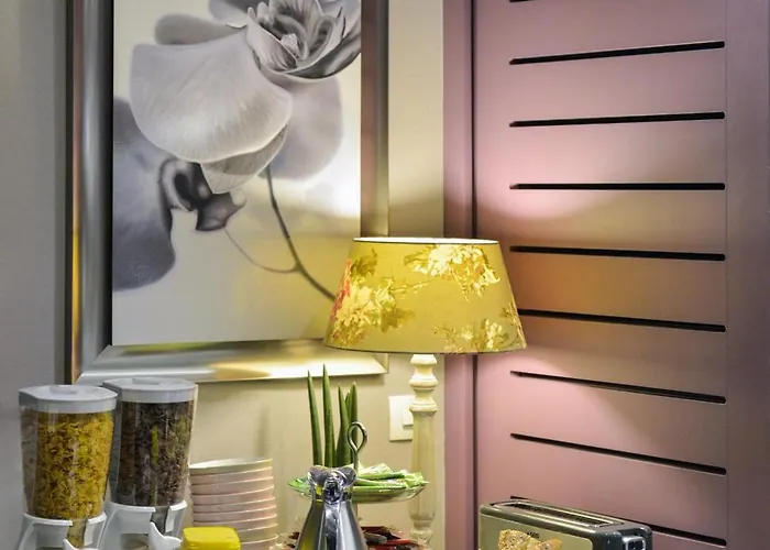 Logis Restaurant Cristal 2* سوموور